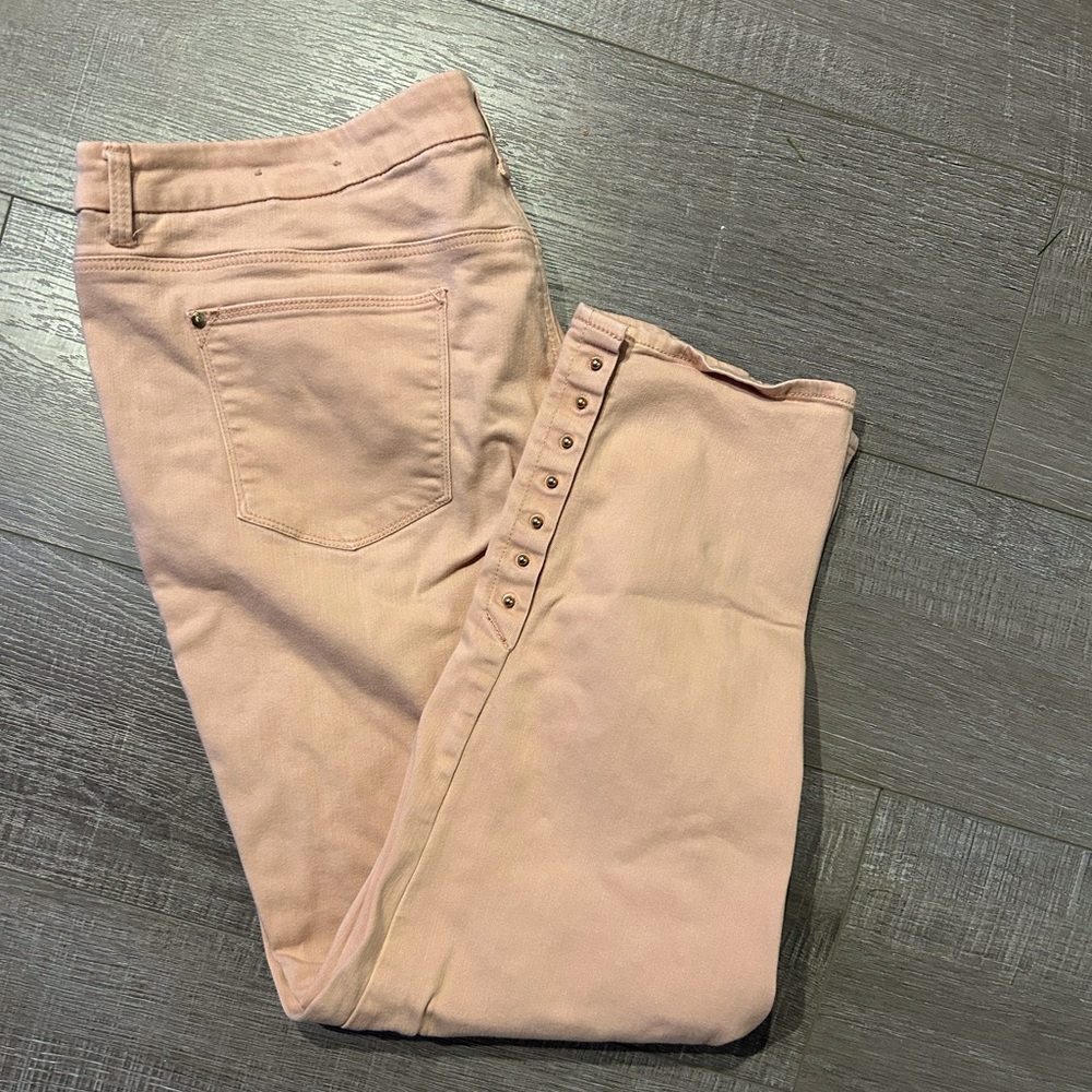 Chico’s Jeans so Slimming Girlfriend Slim leg ankle